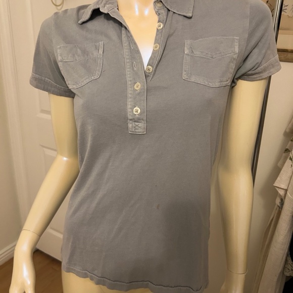 Ralph Lauren short  sleeve v-neck button blouse with dual front pockets - Picture 8 of 8